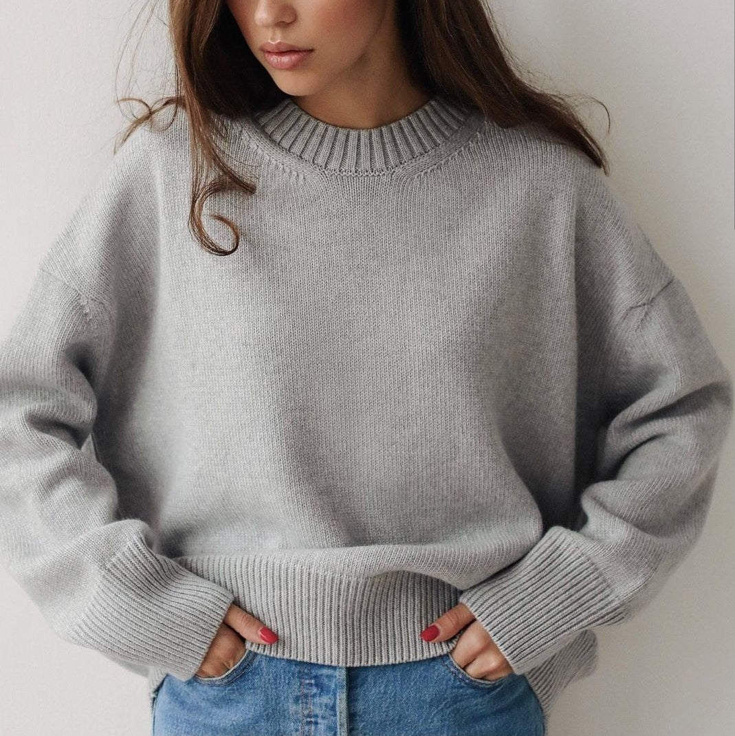 Pure color classic knitted casual pullover sweater