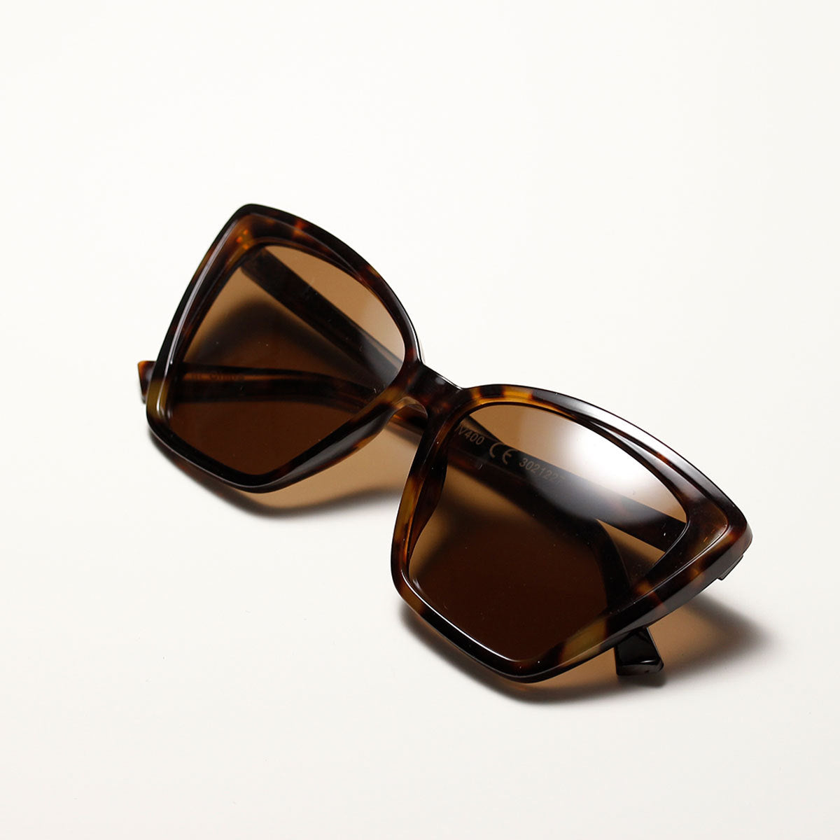 C2C Large frame tortoiseshell beige sunglasses Korean glasses