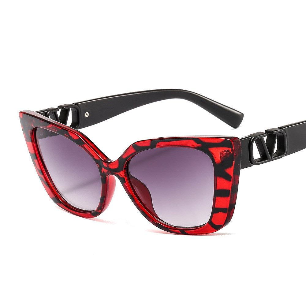 C2C V-shaped decorative sunglasses for men and women