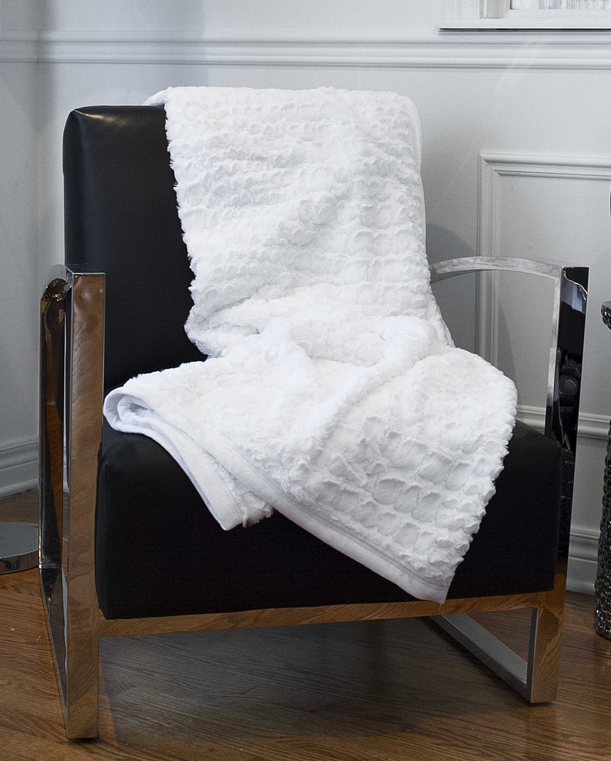 C2C Mall-Ivory Mink Faux Hide Throw