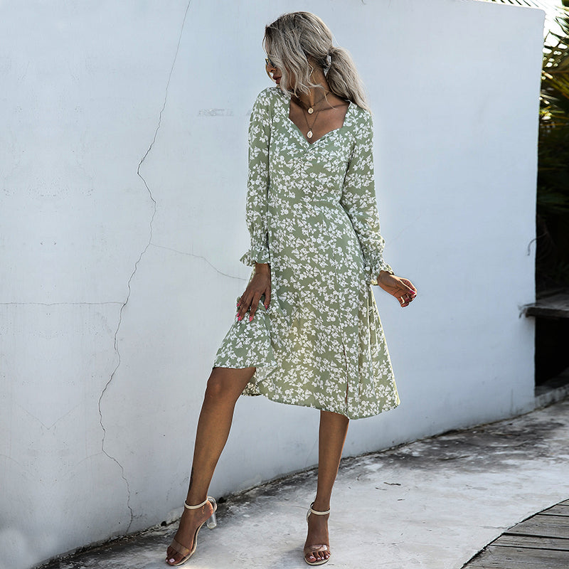 C2C French Style Long-Sleeved Floral V-Neck Pleated Short Women Dress