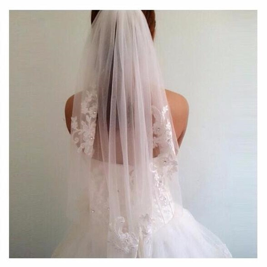 Short Layer Fingertip Length Rhinestone Appliqued Wedding Veil with Comb