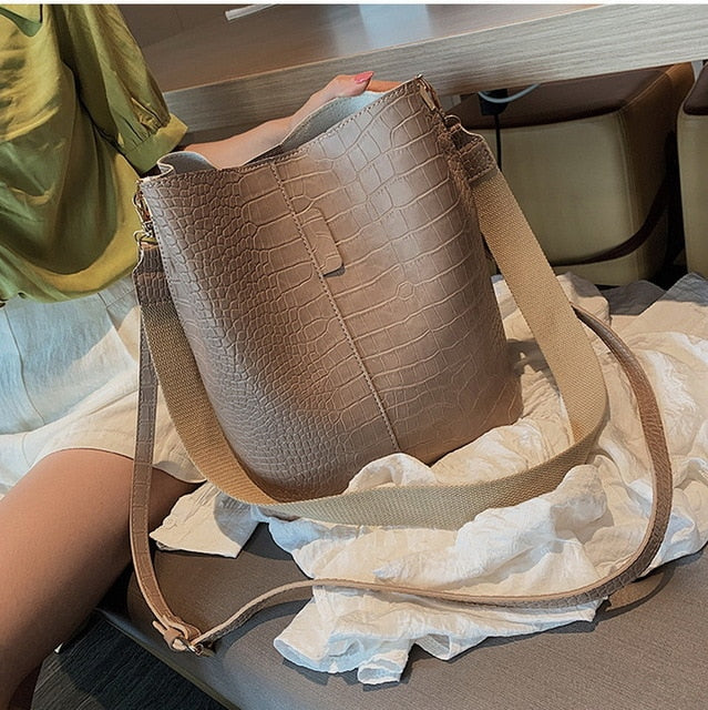 C2C Mall Ansloth Crossbody & Shoulder Leather Ladies Bag