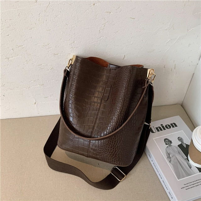 C2C Vintage Crossbody & Shoulder Large Capacity Women Bag